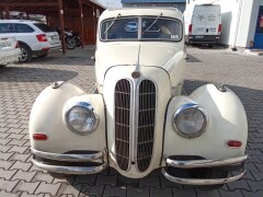 BMW 335 Autobahnlimousine