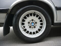 BMW 528i A 