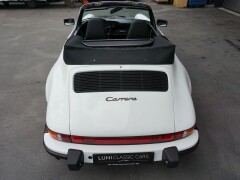 Porsche 911 Carrera 