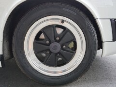 Porsche 911 Carrera 