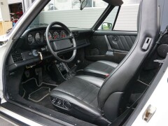 Porsche 911 Carrera 
