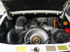 Porsche 911 Carrera 