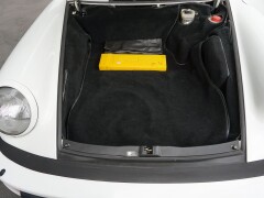 Porsche 911 Carrera 