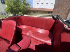 AUSTIN HEALEY 3000 MKII BJ7