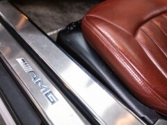 Mercedes Benz SL 63 AMG  Fiscale waarde € 22.000,- Dealer auto