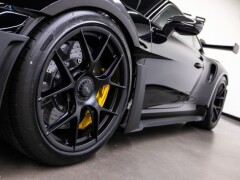 PORSCHE 992  4.0 GT3 RS WEISSACH  Dealer auto