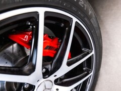 Mercedes Benz G 63 AMG  Grijs nummernschild Gereserveerd  Deale