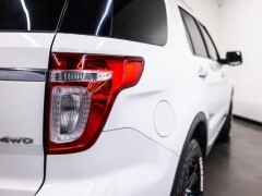 FORD Explorer  XLT 7 Persoons uitvoering! 7 persoonsui