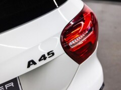 Mercedes Benz A 45 AMG  4MATIC Optie Schaalstoelen