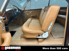 Rolls Royce Phantom V Saloon Coupe, by James Young Matching 