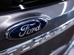 FORD Explorer  LIMITED 7 sitzeuitvoering 7 Persoonsuit