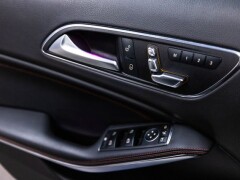 Mercedes Benz A 45 AMG  4MATIC Optie Schaalstoelen