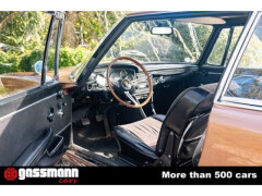 Andere 602 2600 V8 Coupe 