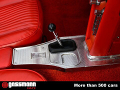 Chevrolet Corvette C2 Sting Ray Cabrio mit Hardtop 