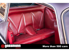 Aston Martin DB6 Vantage Sports Saloon 