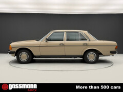 Mercedes Benz 200 Limousine W123 