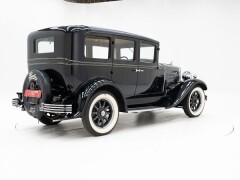 Peerless Six Model 61 \'29 