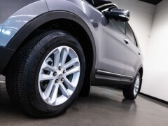 FORD Explorer  LIMITED 7 sitzeuitvoering 7 Persoonsuit