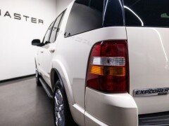 FORD Explorer  V8 Limited 7 sitzeuitvoering Btw auto,