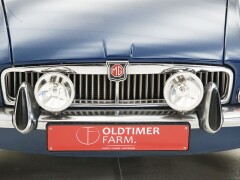 MG B GT \'73 