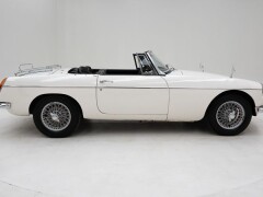 MG B \'67 