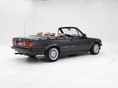 BMW  320i \'90 