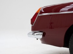 MG B \'74 