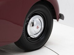 AC 2 liter Saloon \'52 