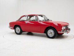Alfa Romeo 2000 GT Veloce \'74 