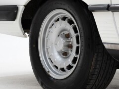 Mercedes Benz 380 SL + hardtop \'82 