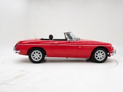 MG B \'73 