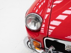 MG B \'73 