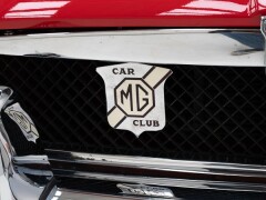 MG B \'73 