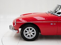 MG B \'73 