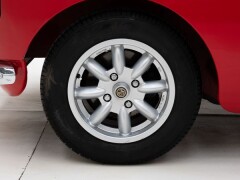 MG B \'73 