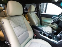 FORD Explorer  XLT 7 Persoons uitvoering! 7 persoonsui