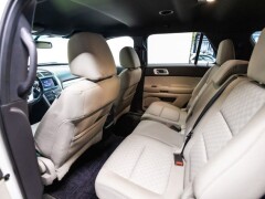 FORD Explorer  XLT 7 Persoons uitvoering! 7 persoonsui