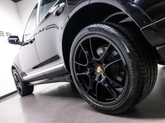 PORSCHE Cayenne  4.8 Turbo Btw auto, Fiscale waarde € 12.