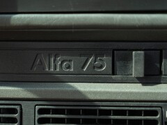 Alfa Romeo 75 