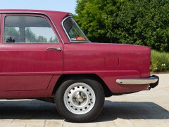 Alfa Romeo GIULIA NUOVA SUPER 1300 