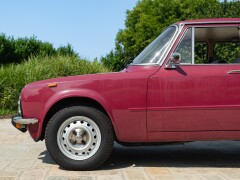 Alfa Romeo GIULIA NUOVA SUPER 1300 