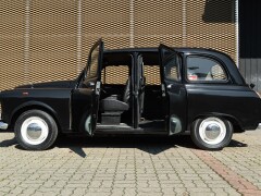 Austin FX4 \"LONDON TAXI\" 