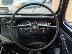 Austin FX4 \"LONDON TAXI\" 