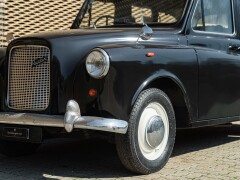 Austin FX4 \"LONDON TAXI\" 