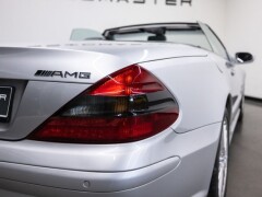 Mercedes Benz SL 55 AMG  Fiscale waarde € 16.000,- Dealer auto