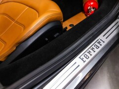 FERRARI 488 GTB  3.9 HELE Dealer auto