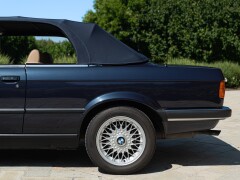 BMW E30 CABRIOLET 