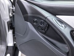 Mercedes Benz SL 55 AMG  Fiscale waarde € 16.000,- Dealer auto