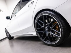 Mercedes Benz C 63 AMG  S