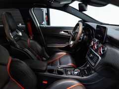 Mercedes Benz A 45 AMG  4MATIC Optie Schaalstoelen
